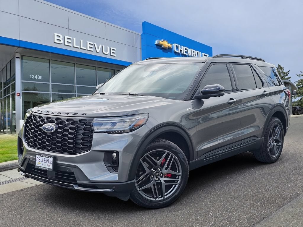 2025 Ford Explorer Base in Other — front three-quarter view
