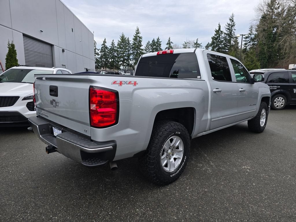 2015 Chevrolet Silverado 1500 — rear three-quarter view
